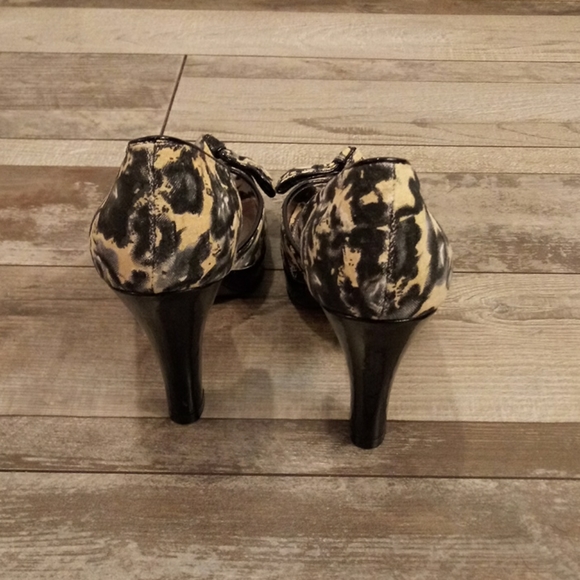 Unlisted Heels Size 9.5 NWOT. - Picture 5 of 7